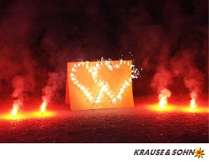 Lichterbilder Brennendes Doppelherz mit Bengalfeuer